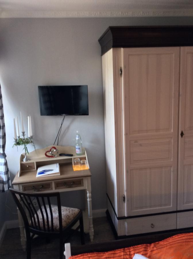 Pension Schmitz Serrig ภายนอก รูปภาพ